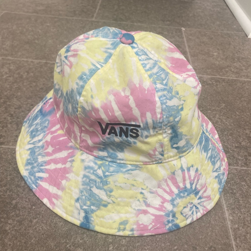 Vans tie dye bucket hat